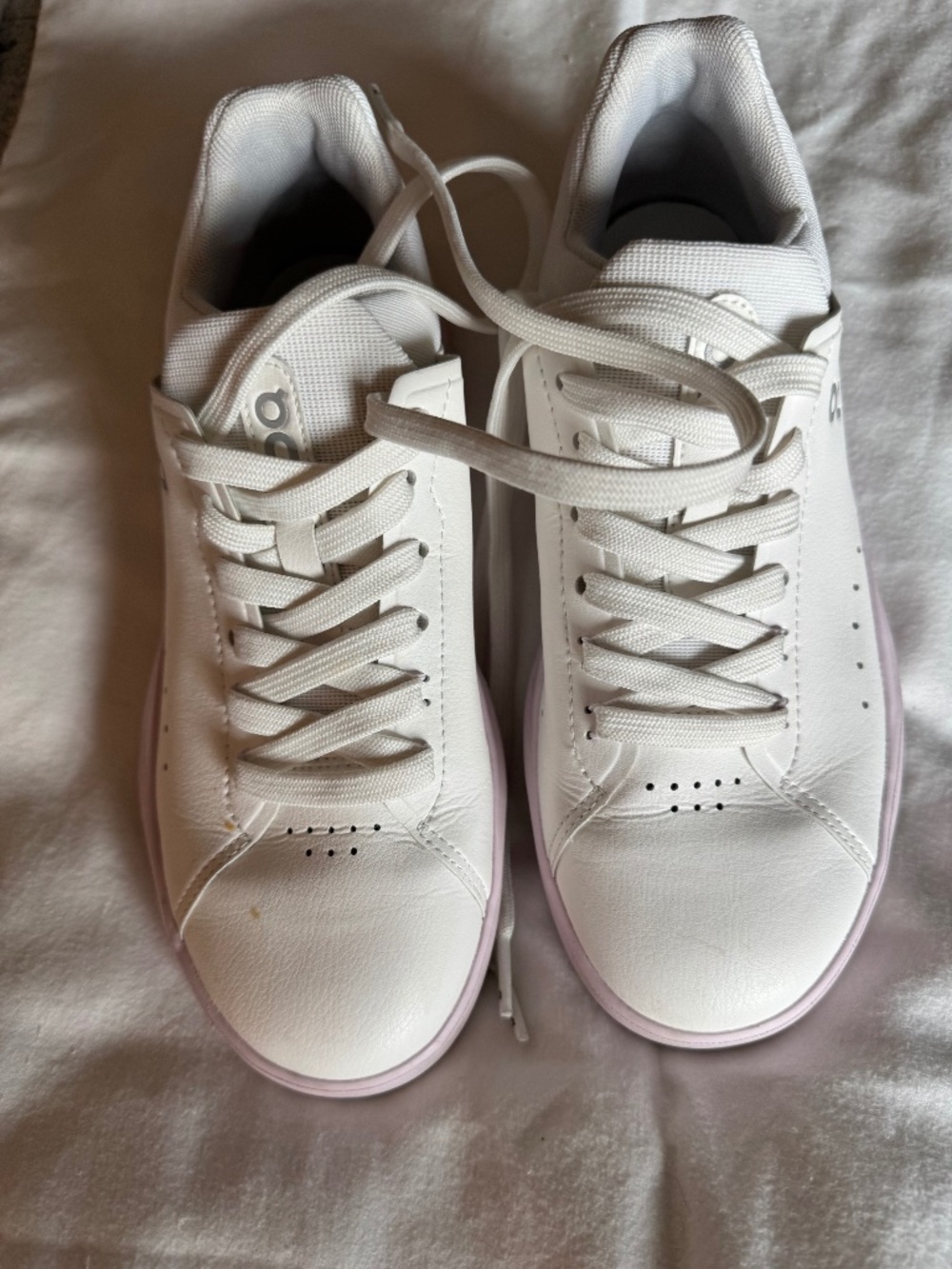 ON cloud Sneaker